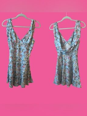 Frankie's Bikinis Light Blue Floral Emilia Satin Mini Dress/Dip Back Size Small